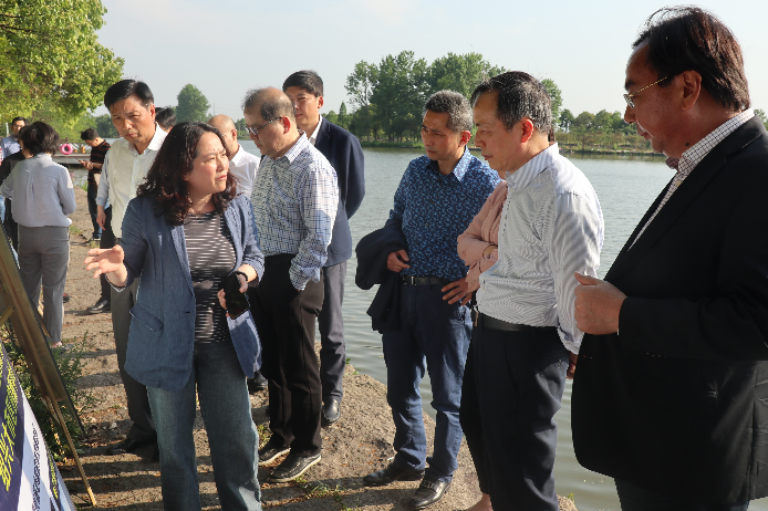 虞岳明一行赴紹興鏡湖新區考察