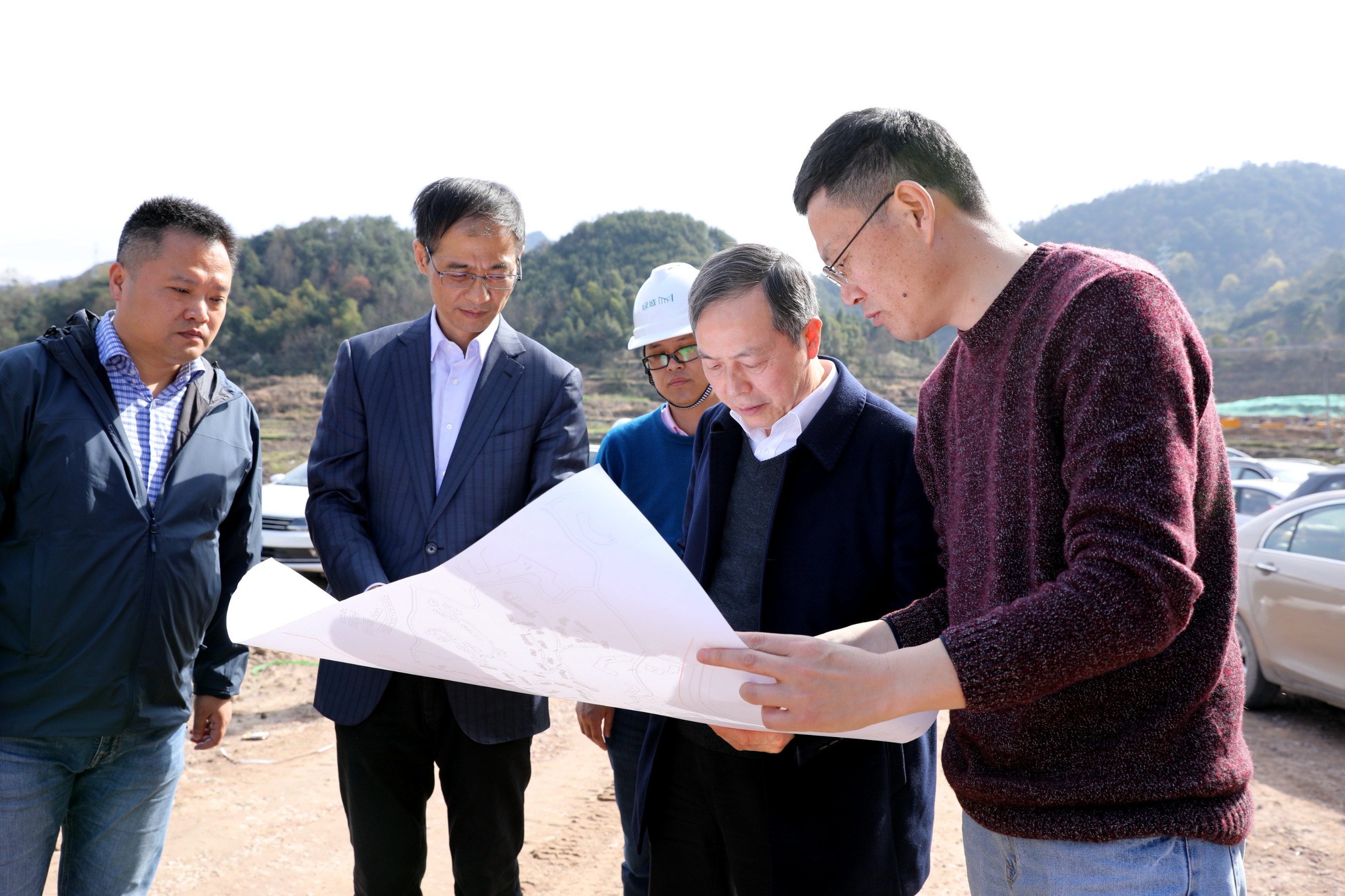 虞岳明在藝創文旅浦江公司調研時強調：力爭將萬年上山文化村項目打造成為國內農文旅體養融合的標桿