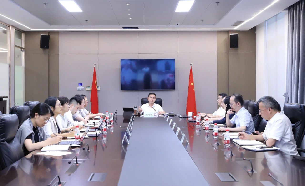 省二輕集團召開專題會議研究部署“三個再”“五個更”貫徹落實舉措